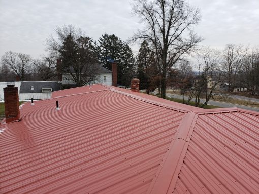 Roofing Contractor in Middlefield OH