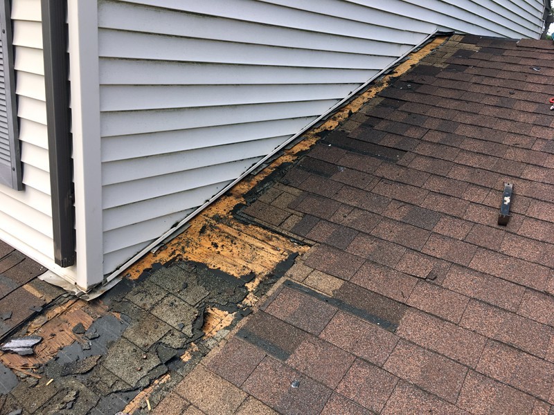 Common causes of water infiltration under shingles