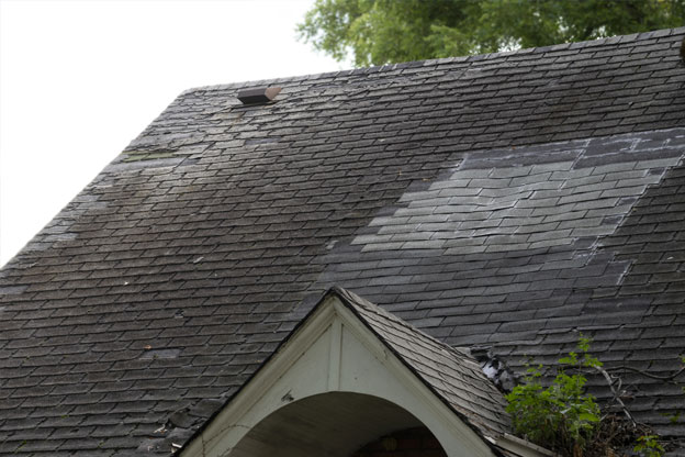 Identifying a deteriorated roof